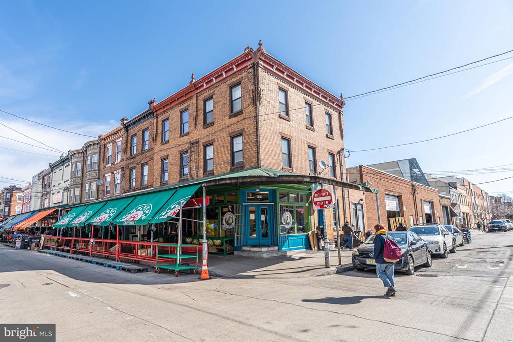 949 S 9TH STREET