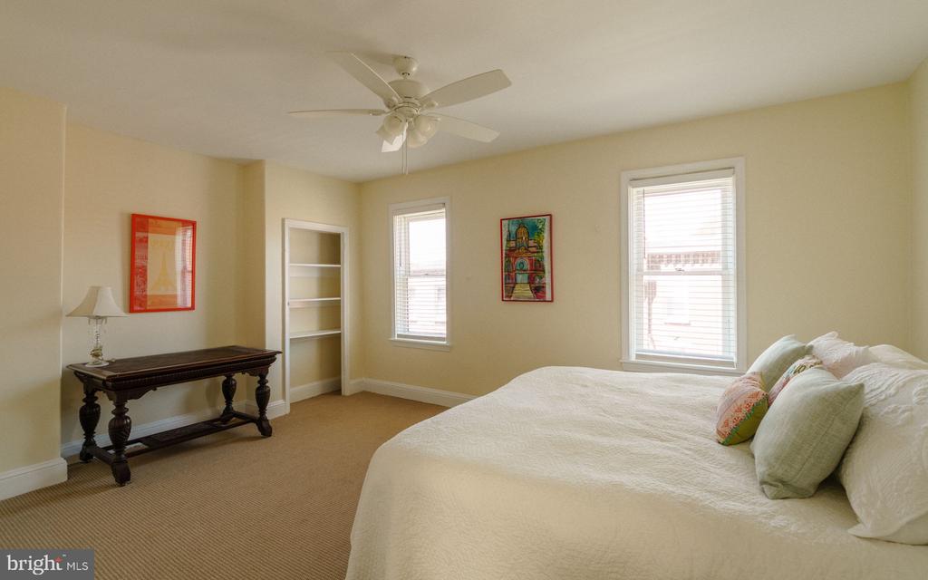 871 N 26TH STREET