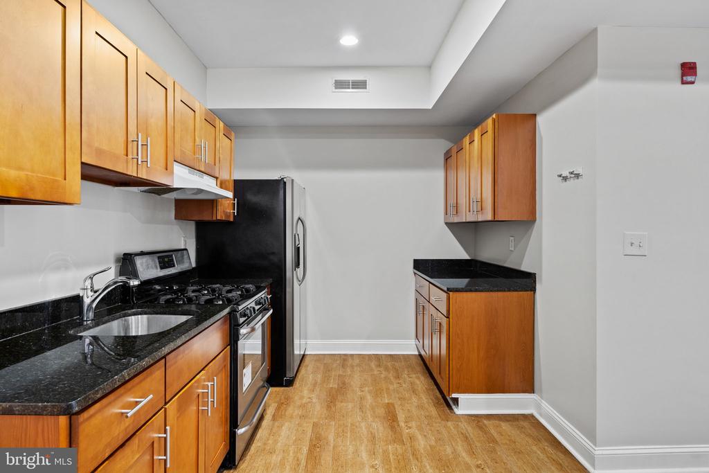 426 S 44TH STREET 2