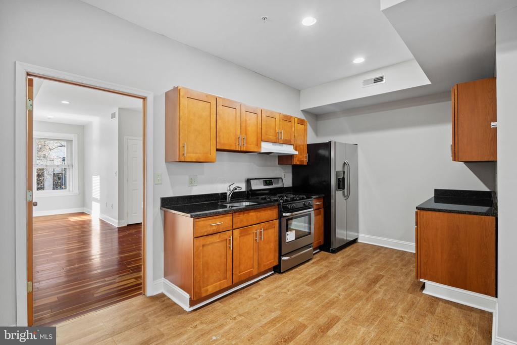 426 S 44TH STREET 2