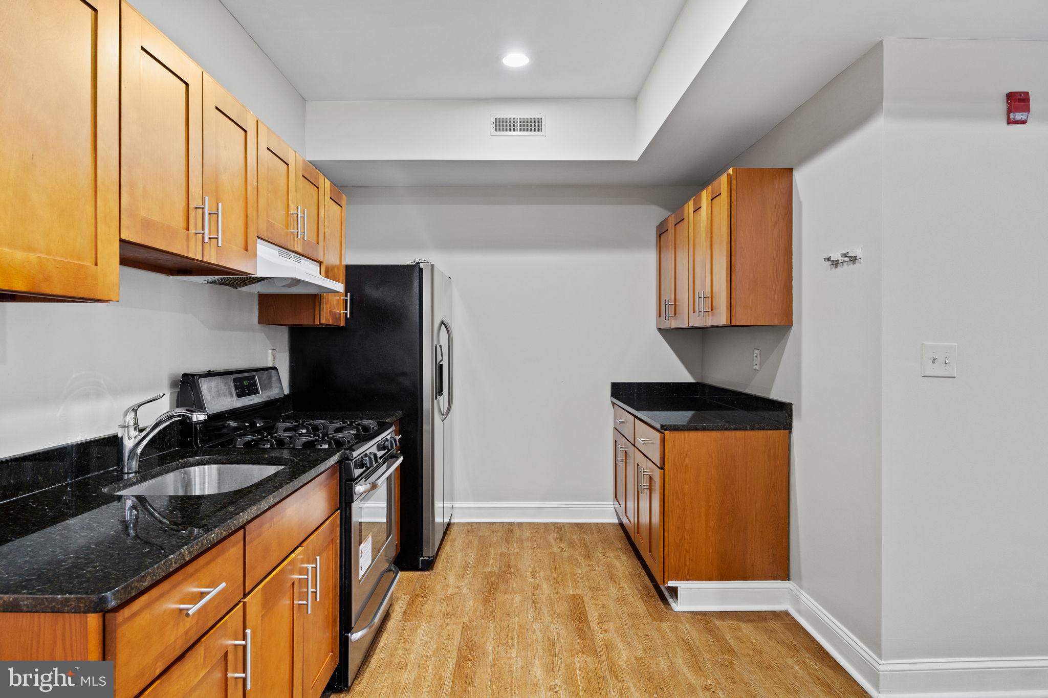 426 S 44TH STREET 2