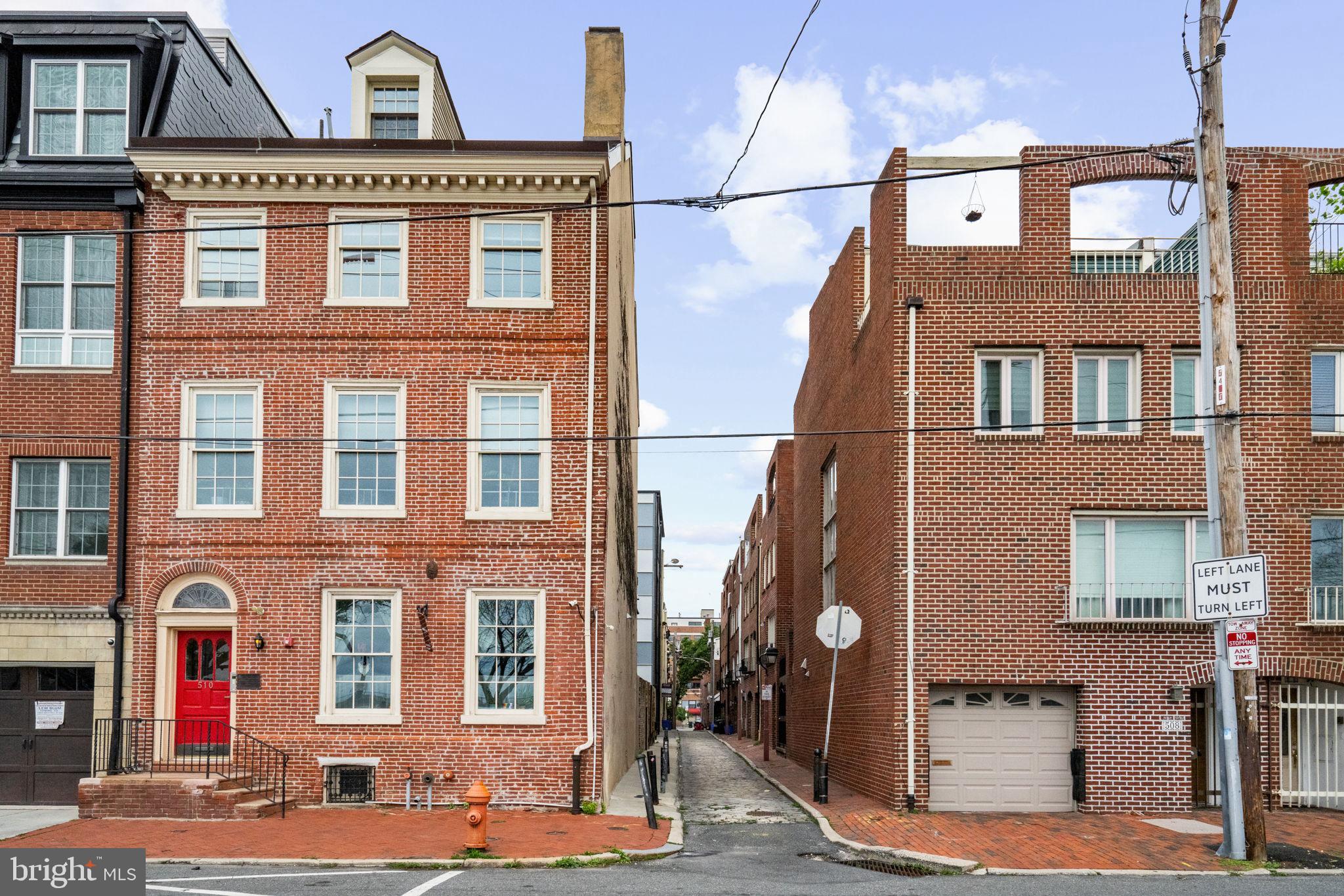 114 NAUDAIN STREET 18 A