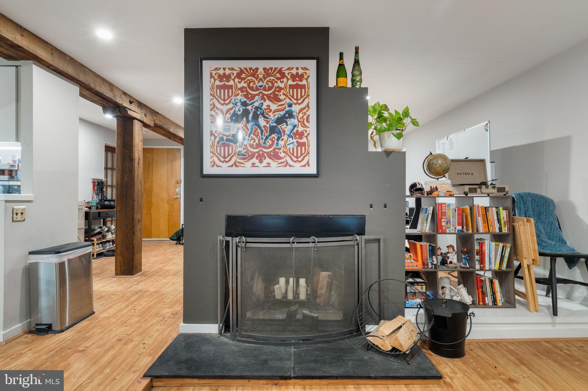 114 NAUDAIN STREET 18 A
