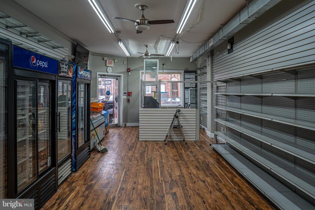 1417 W PORTER STREET