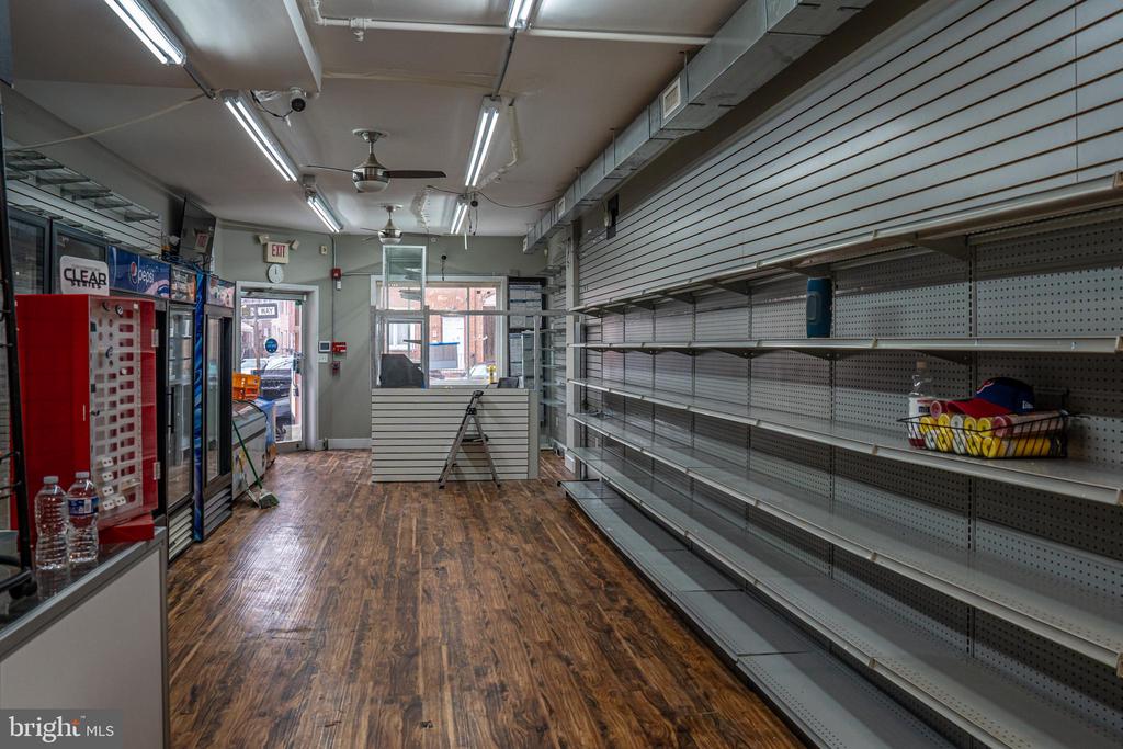 1417 W PORTER STREET