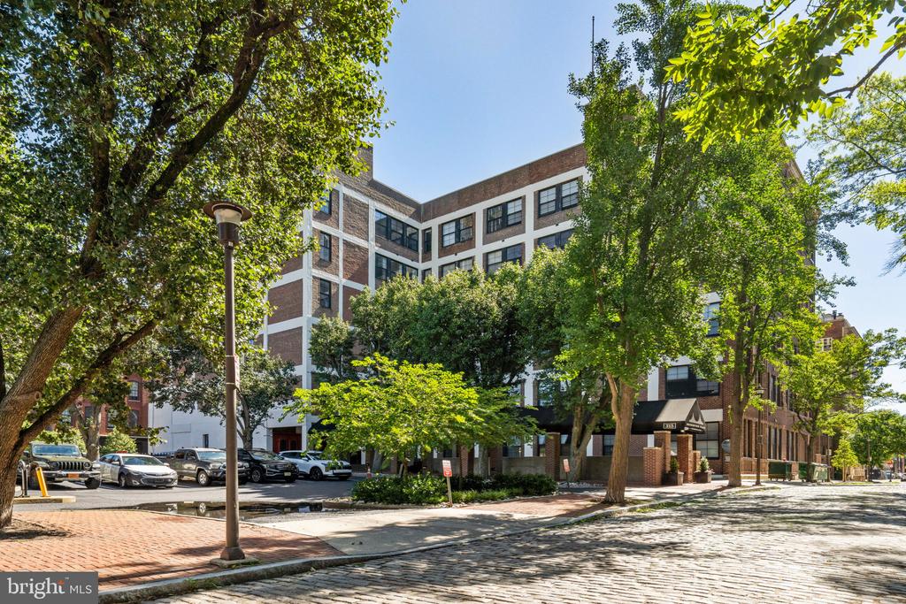 315 NEW STREET 618