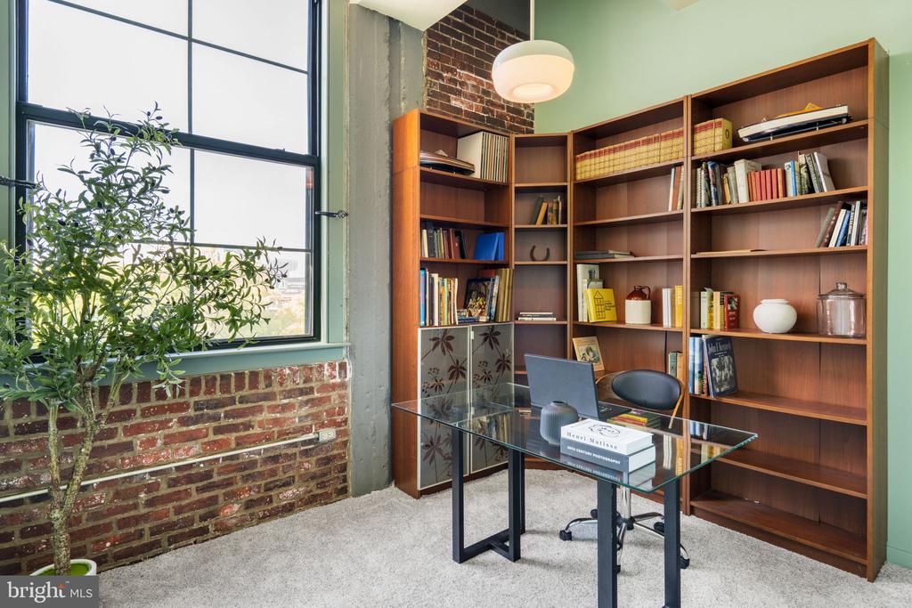 315 NEW STREET 618