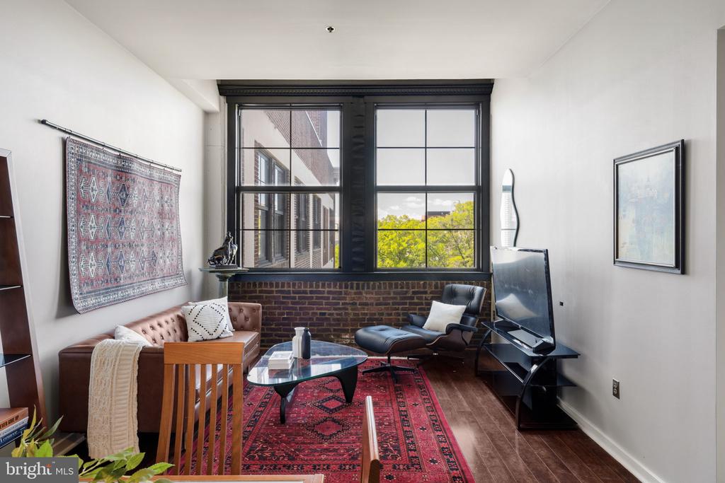 315 NEW STREET 618