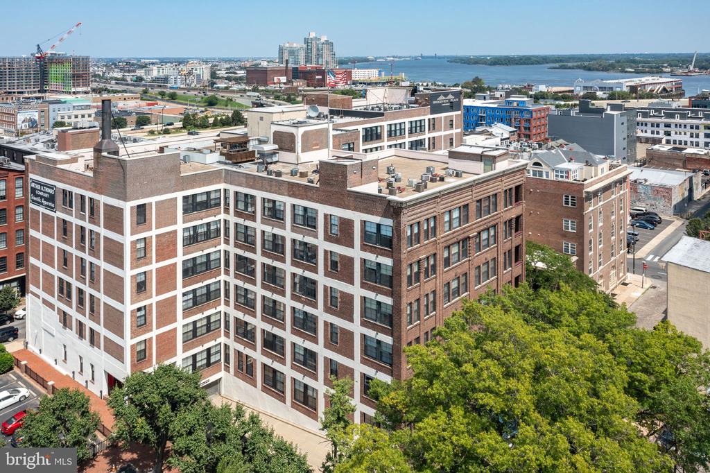 315 NEW STREET 618