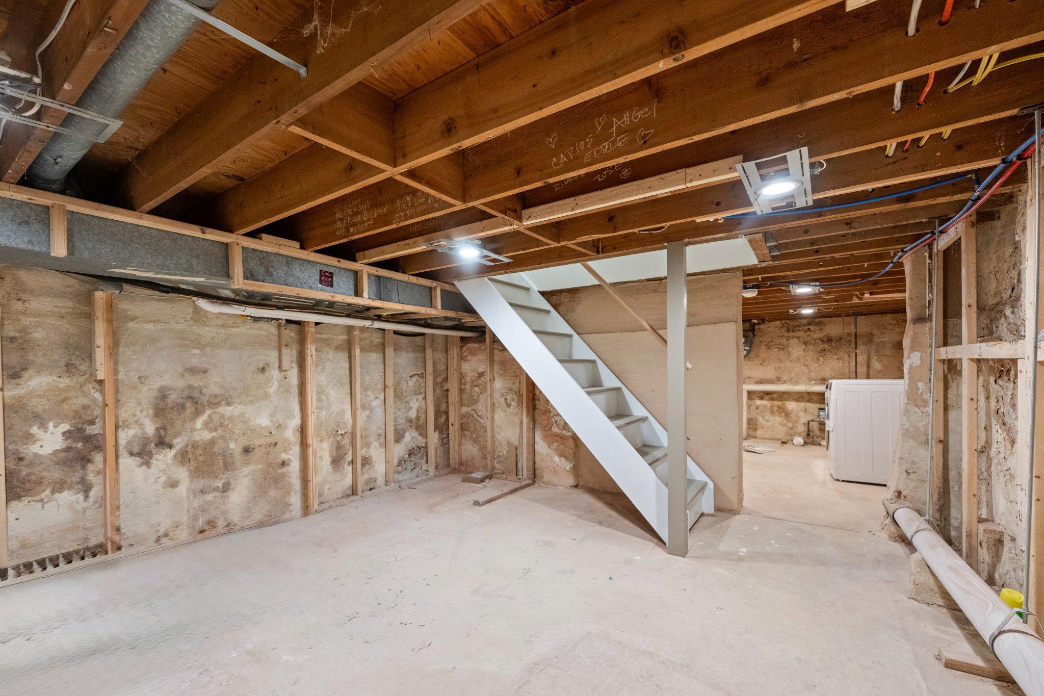 440 POPLAR STREET