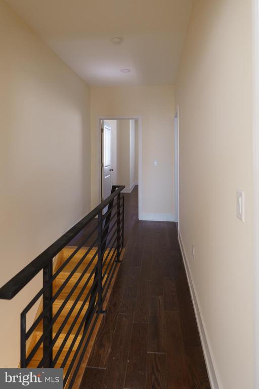 1926 S LAMBERT STREET