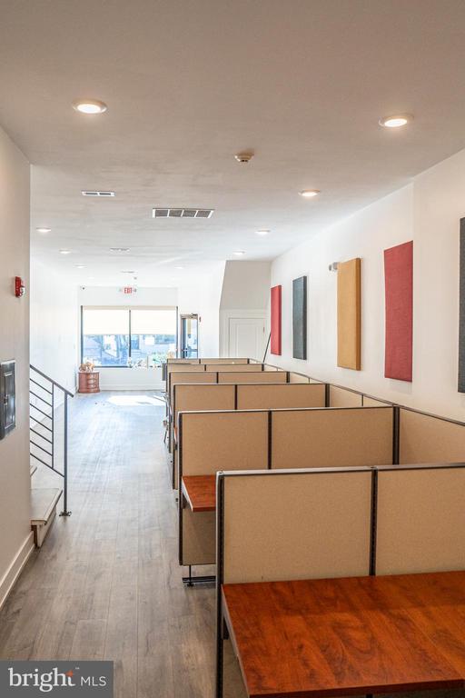 2440 S BROAD STREET FIRST FLOOR