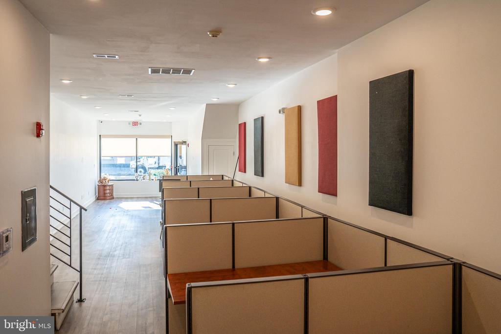 2440 S BROAD STREET FIRST FLOOR