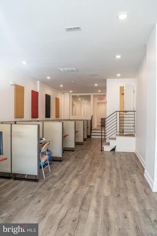 2440 S BROAD STREET FIRST FLOOR