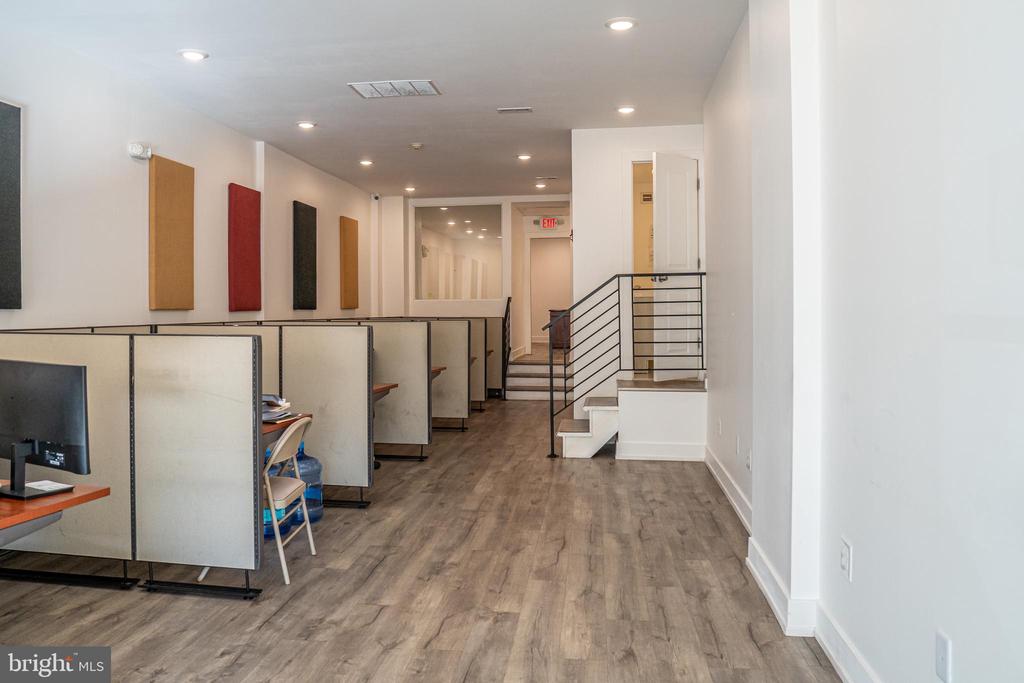 2440 S BROAD STREET FIRST FLOOR