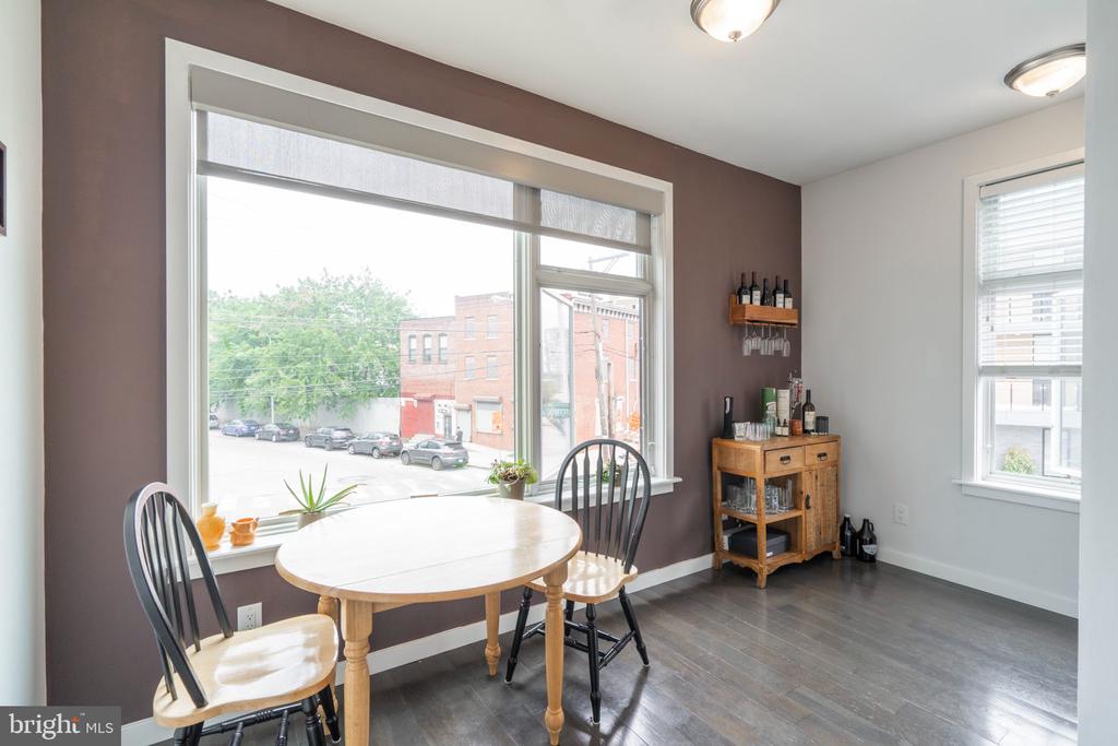 1233 N 3RD STREET Unit: B