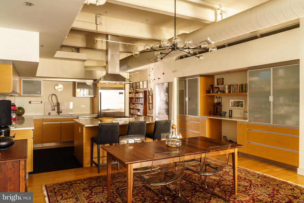 20-22 N 3RD STREET Unit: 401