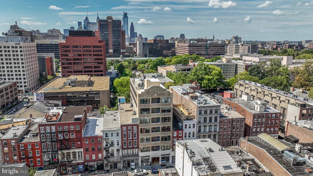 20-22 N 3RD STREET Unit: 401