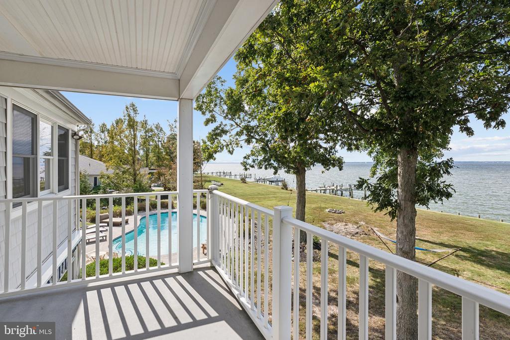 245 LIGHTHOUSE VIEW DRIVE
