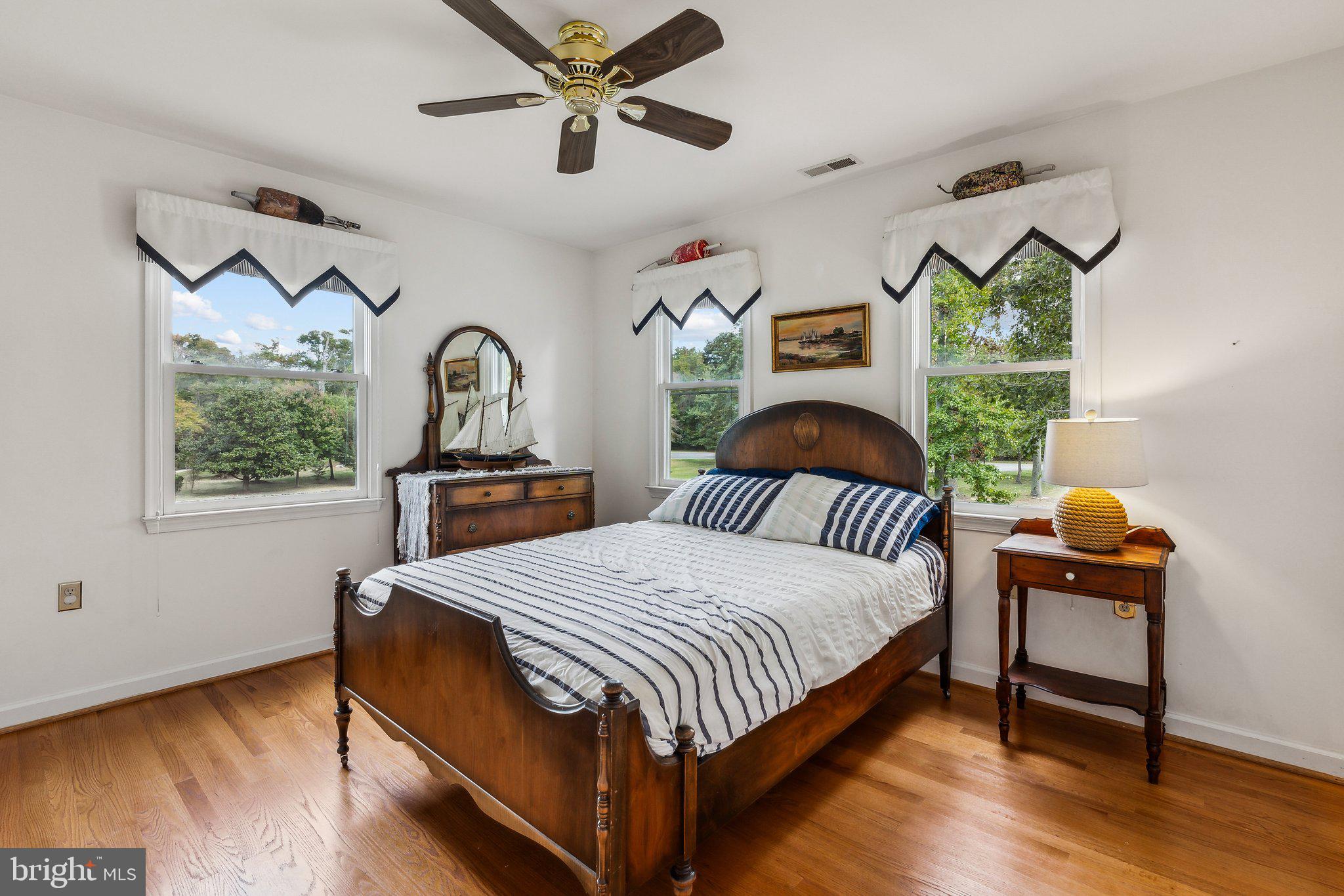 245 LIGHTHOUSE VIEW DRIVE