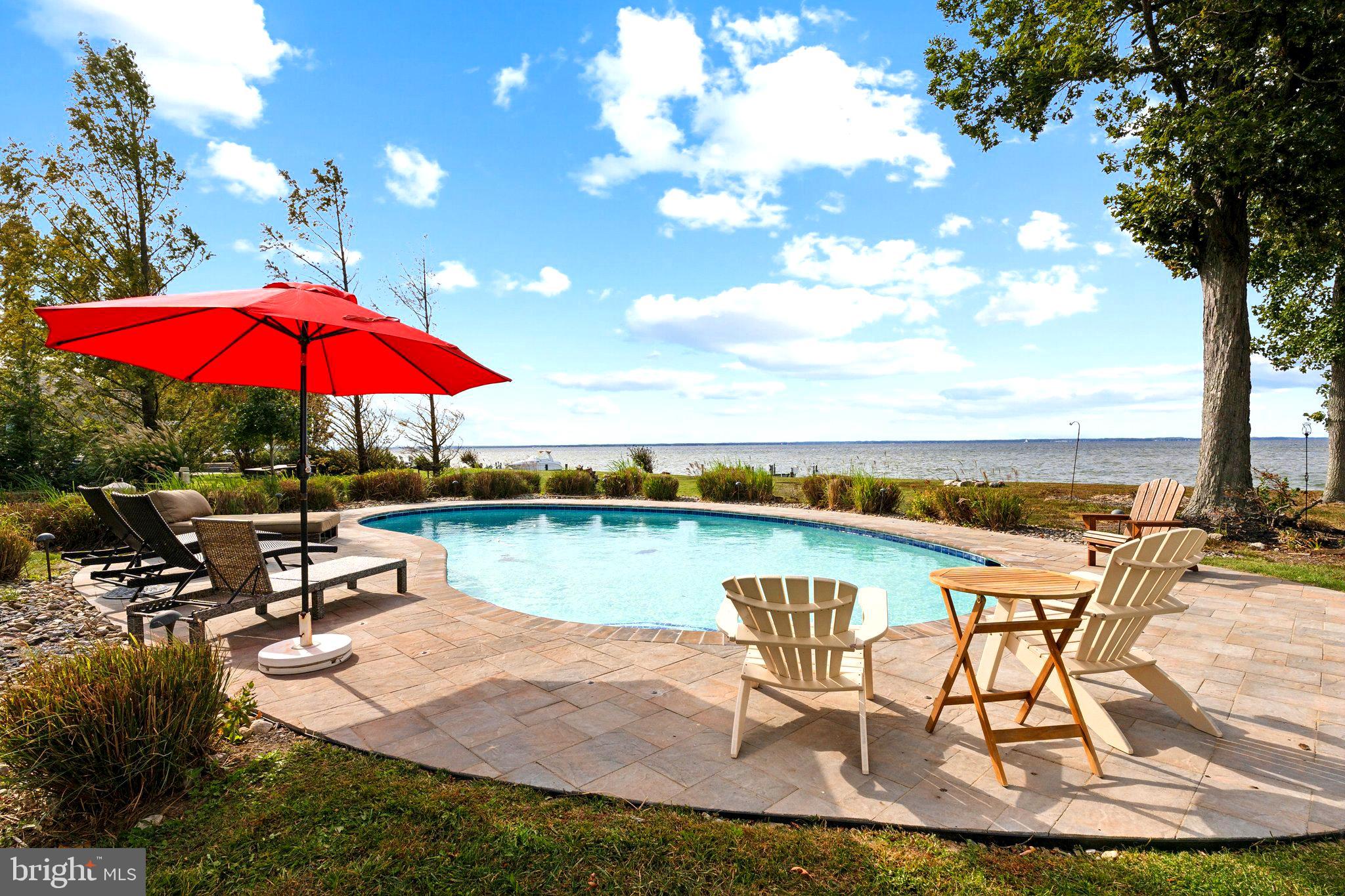 245 LIGHTHOUSE VIEW DRIVE