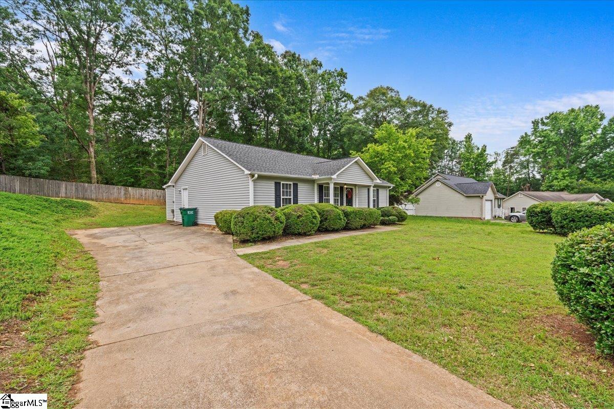 544 Holly Run Court