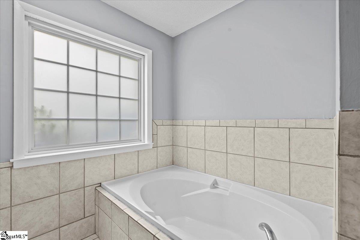 298 Askew Circle