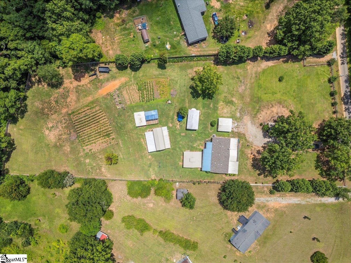 408 Burton Creekside Road