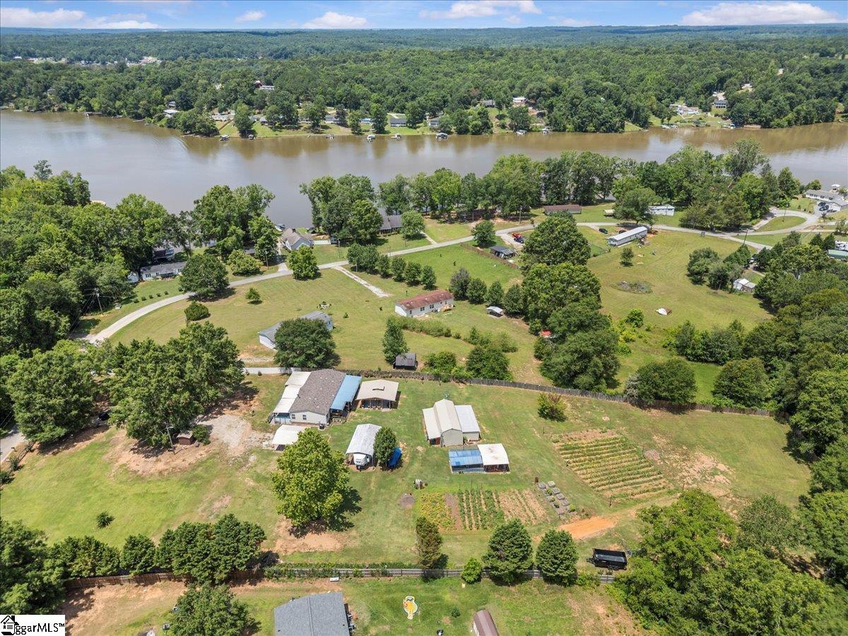 408 Burton Creekside Road