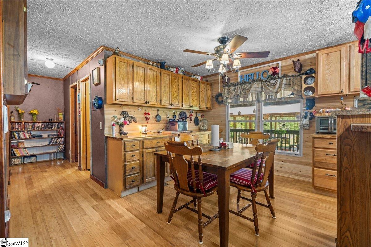 408 Burton Creekside Road