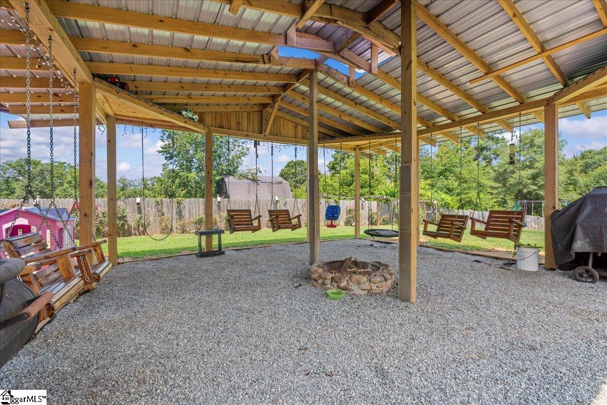 408 Burton Creekside Road