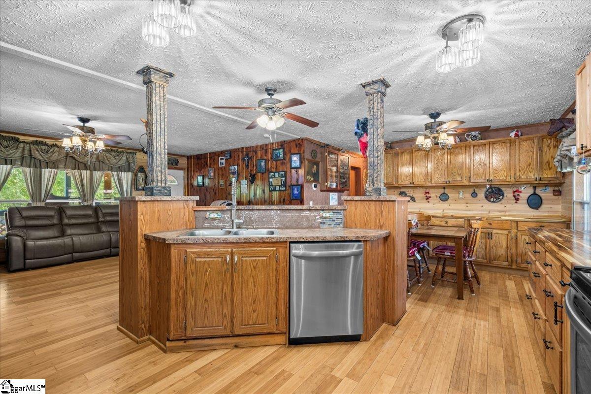 408 Burton Creekside Road