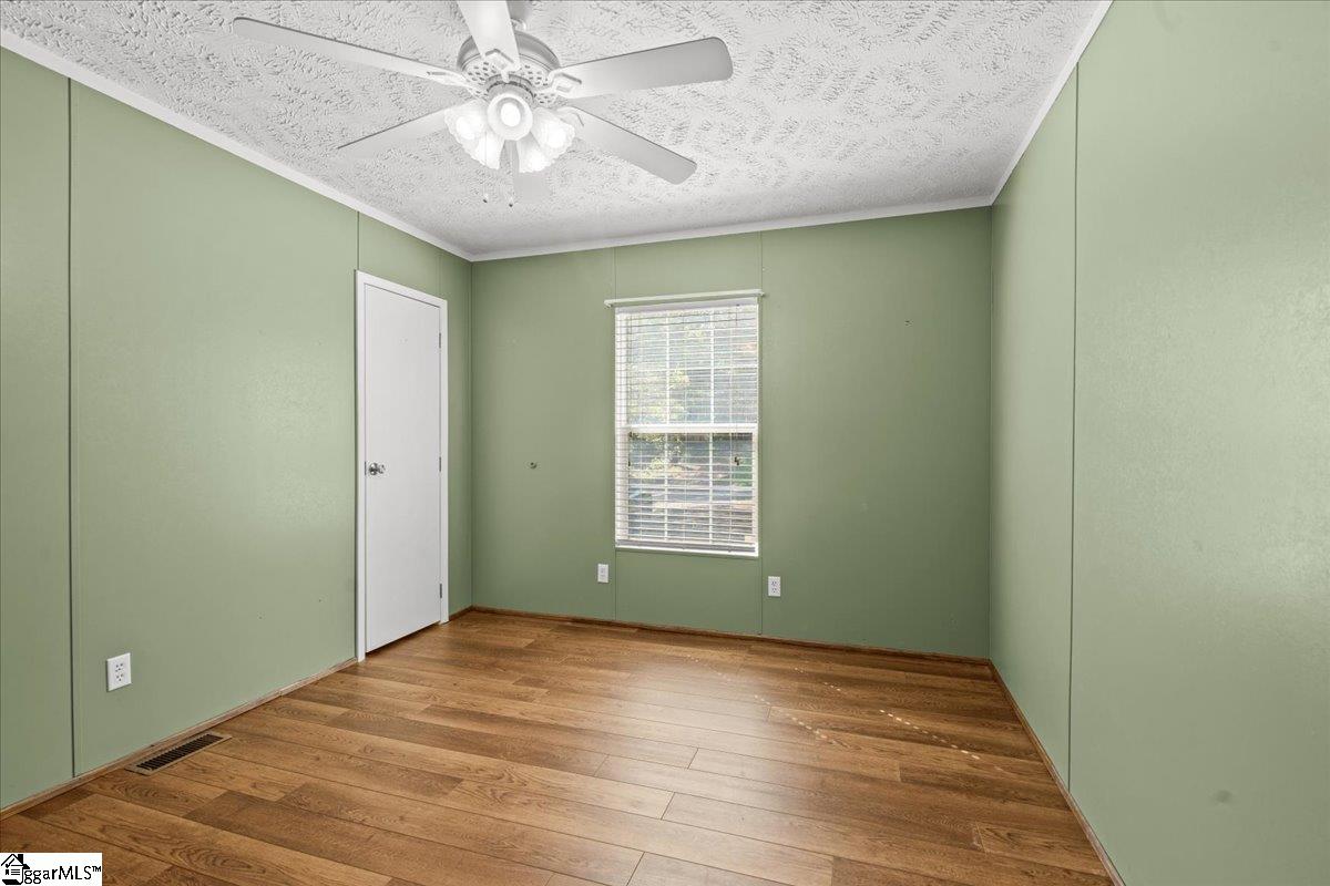 223 Red Oak Drive