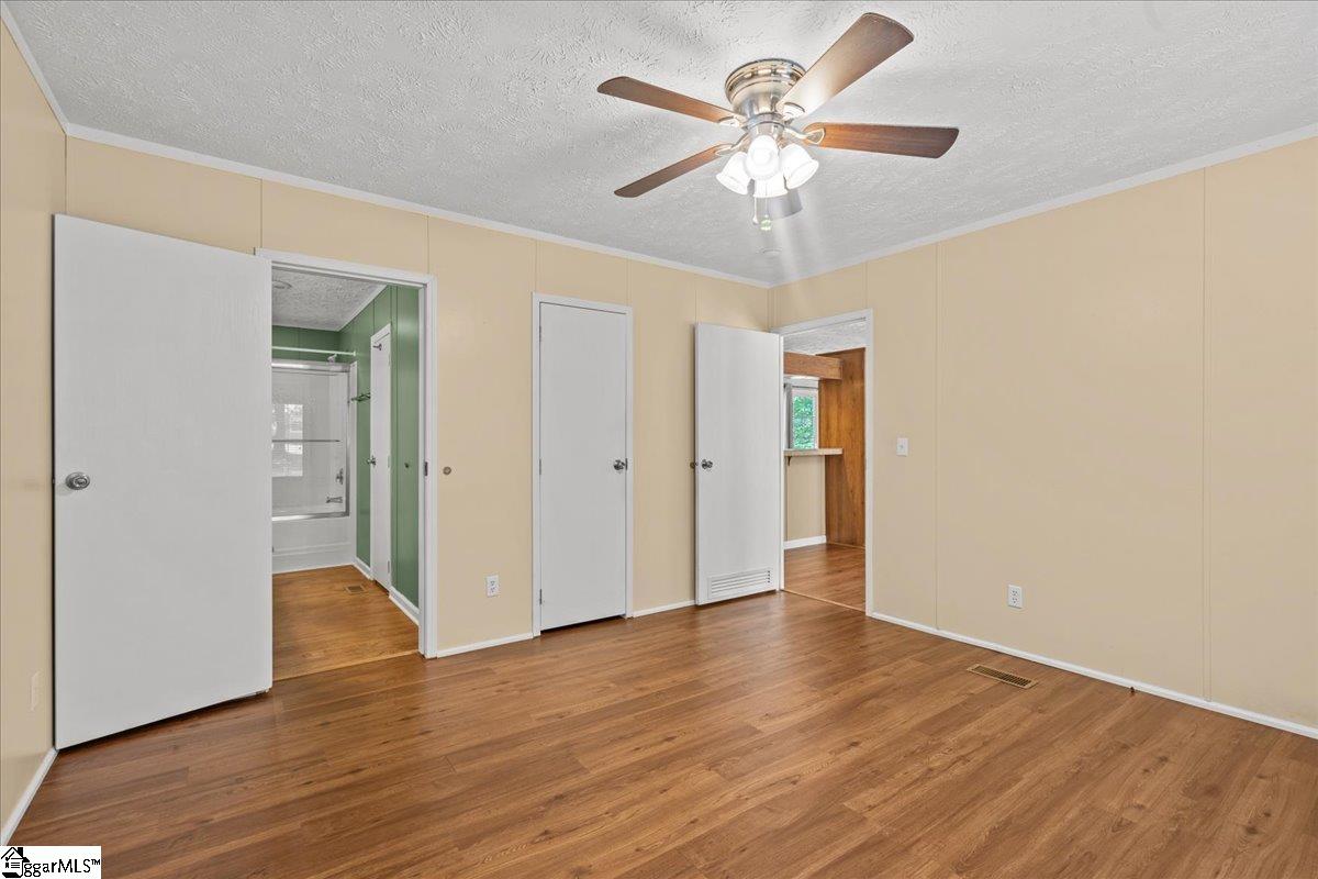 223 Red Oak Drive