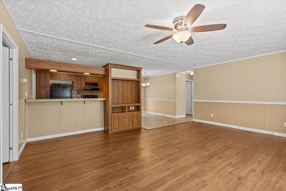 223 Red Oak Drive