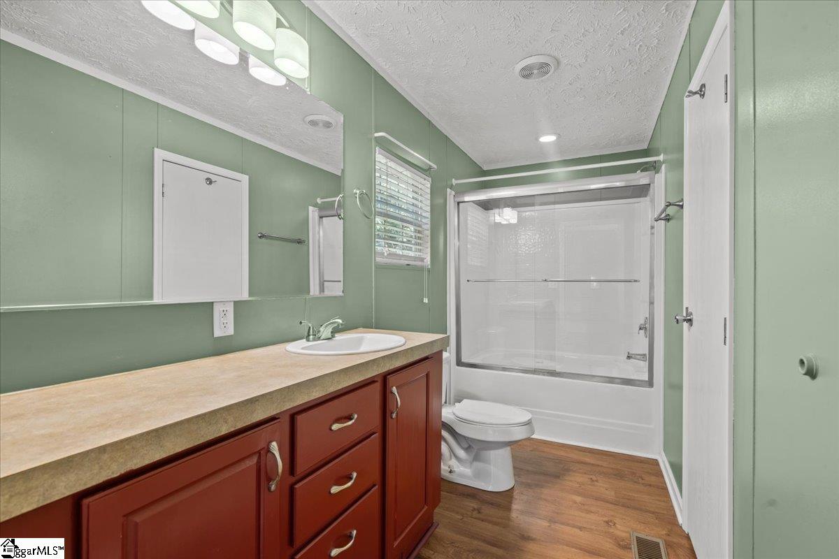 223 Red Oak Drive