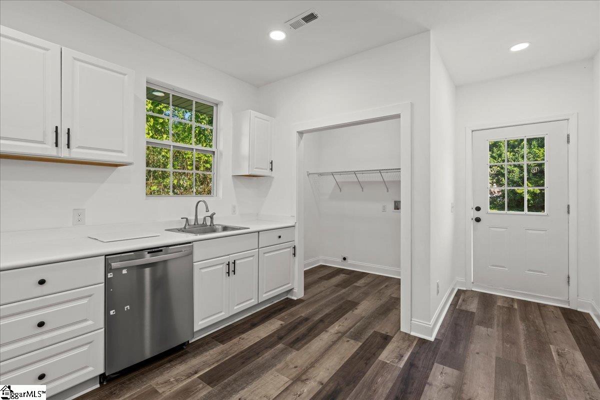 99 Allen Avenue
