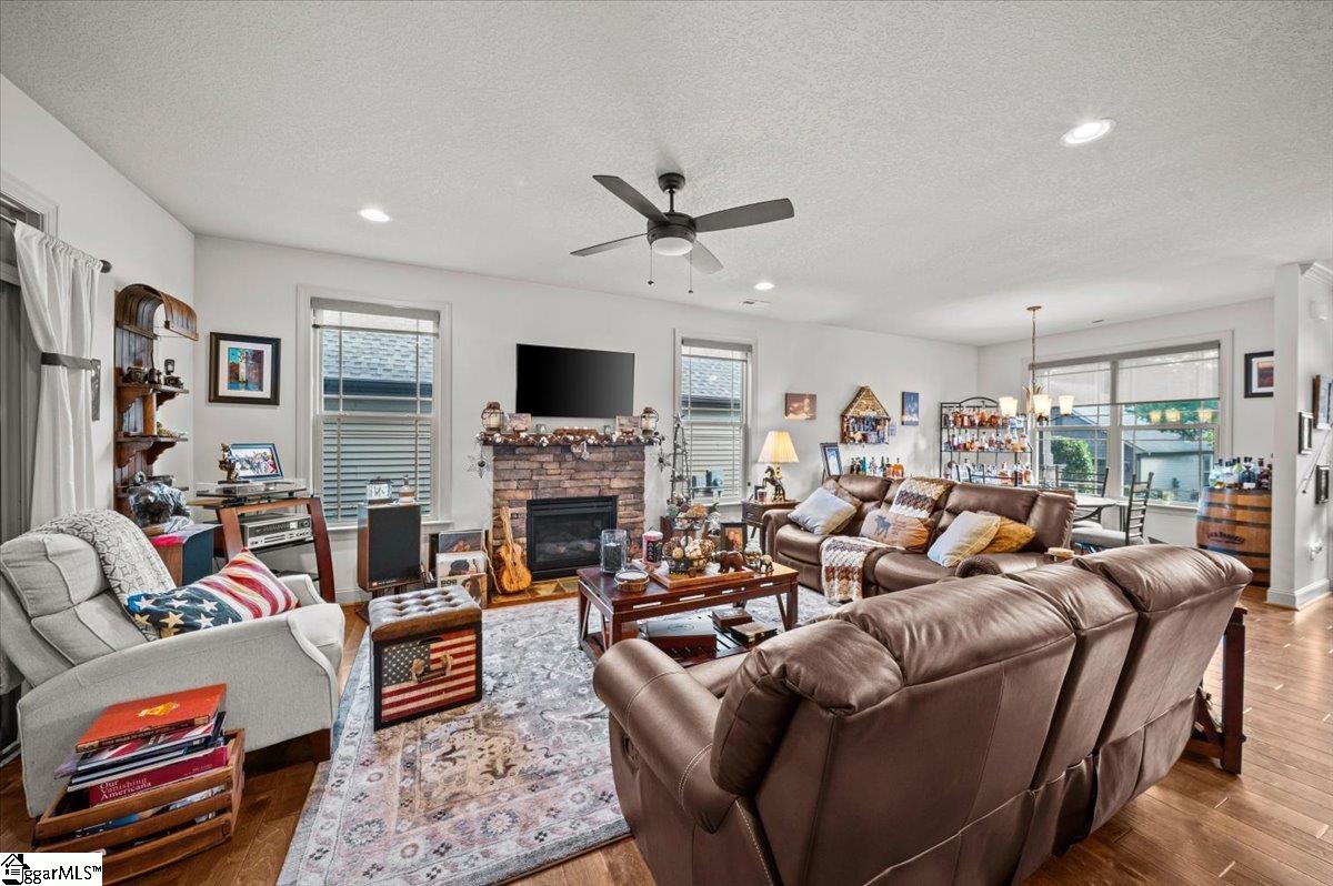 324 Brownstone Circle