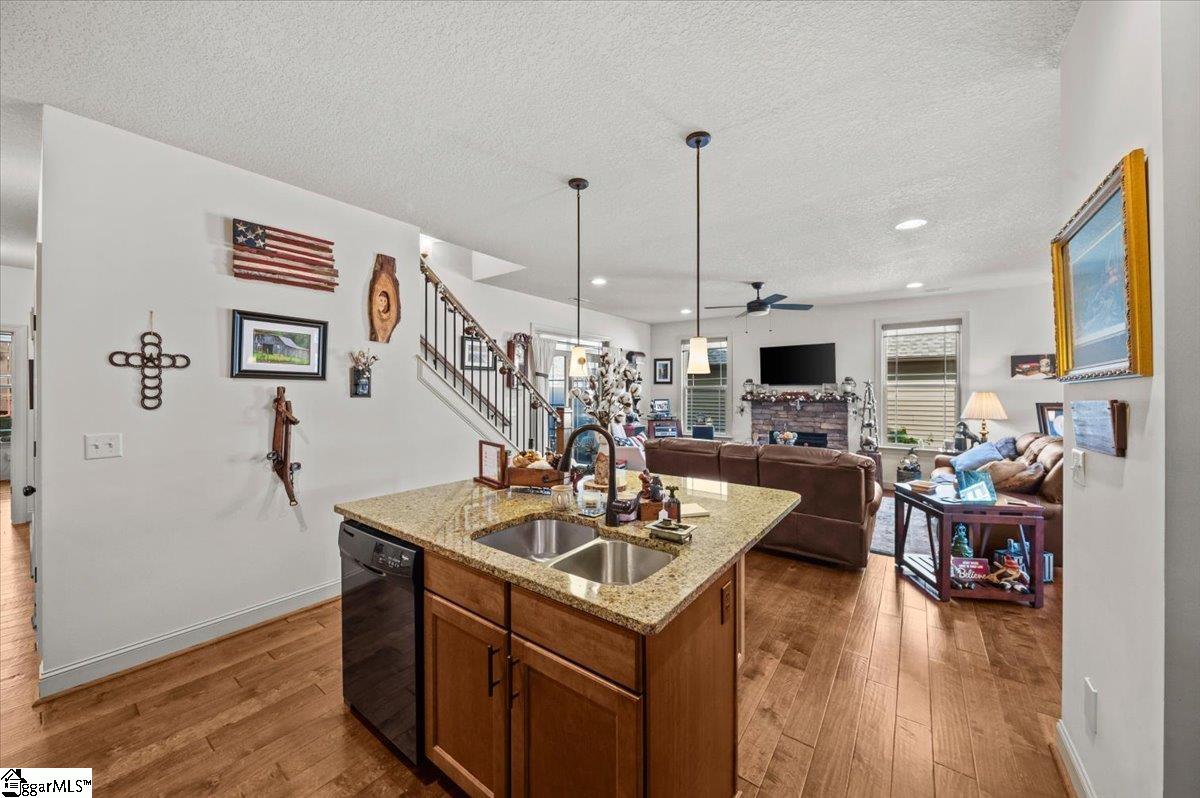 324 Brownstone Circle