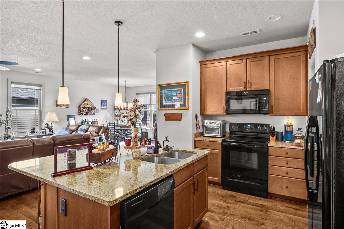 324 Brownstone Circle