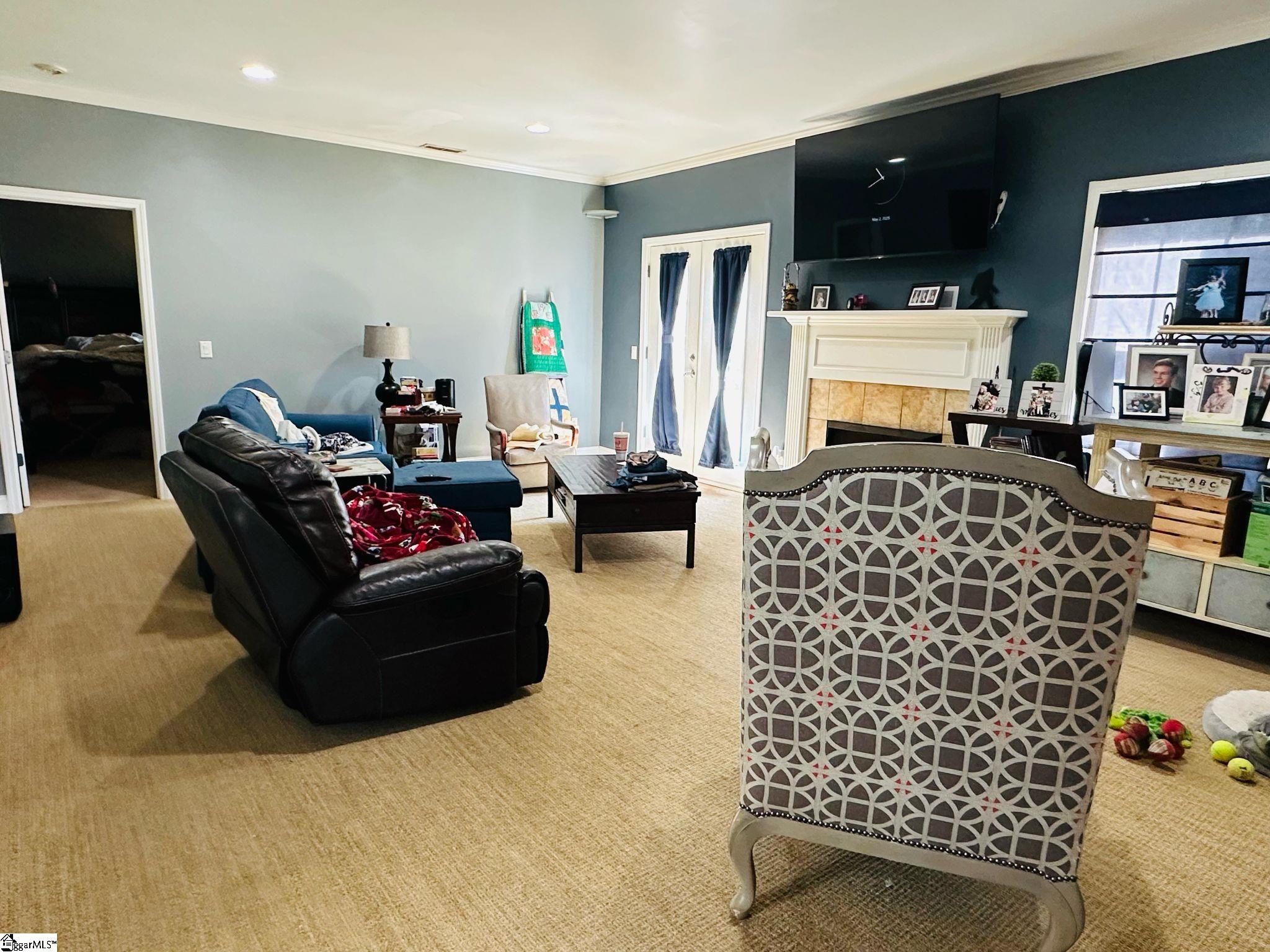 810 Tapestry Court