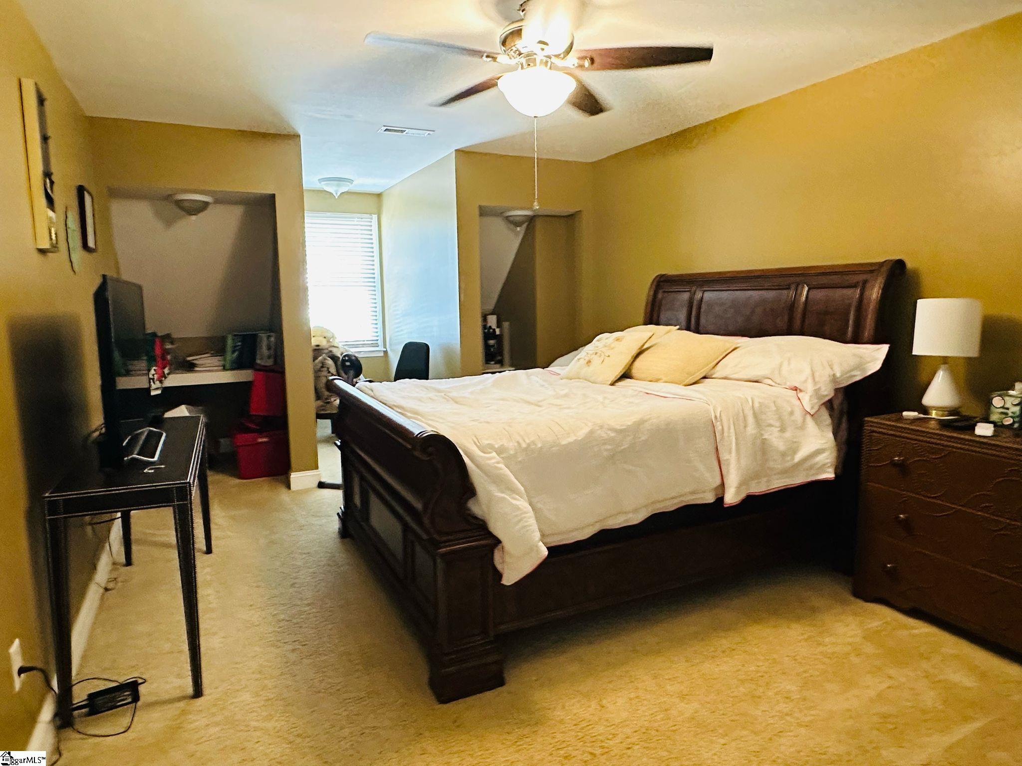 810 Tapestry Court