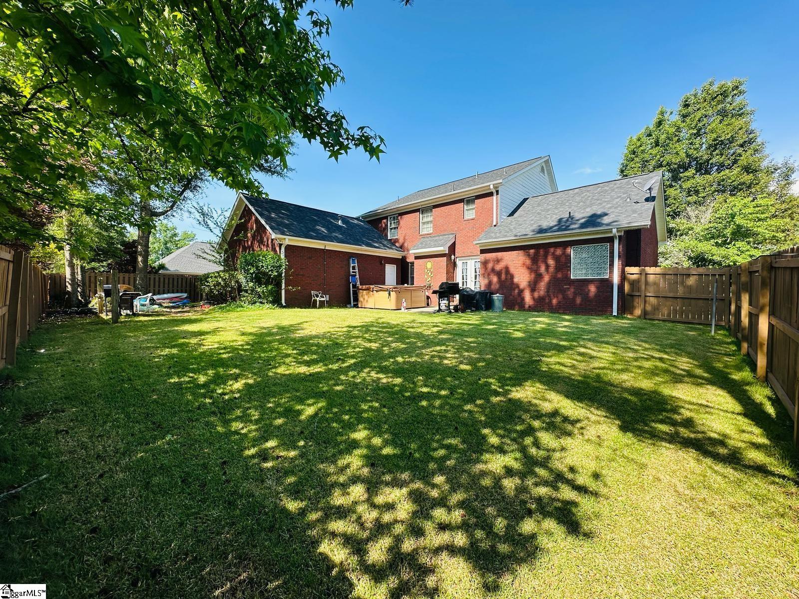 810 Tapestry Court