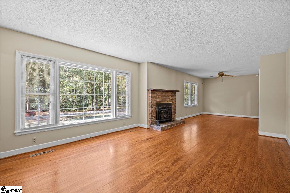 305 Brookside Drive, Union