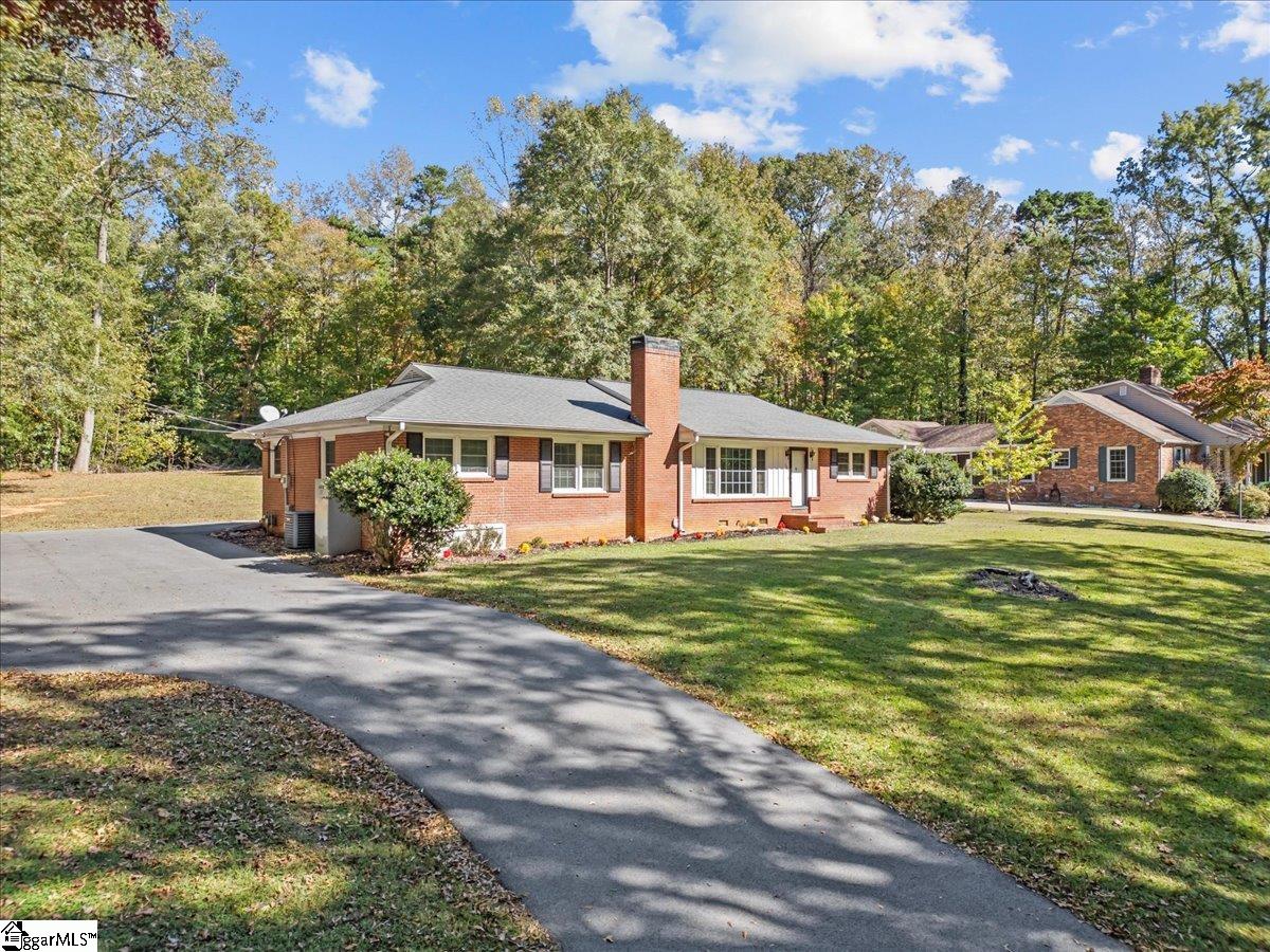 305 Brookside Drive, Union