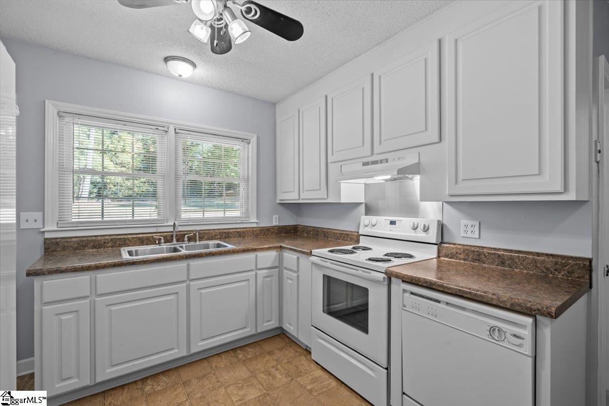 305 Brookside Drive, Union