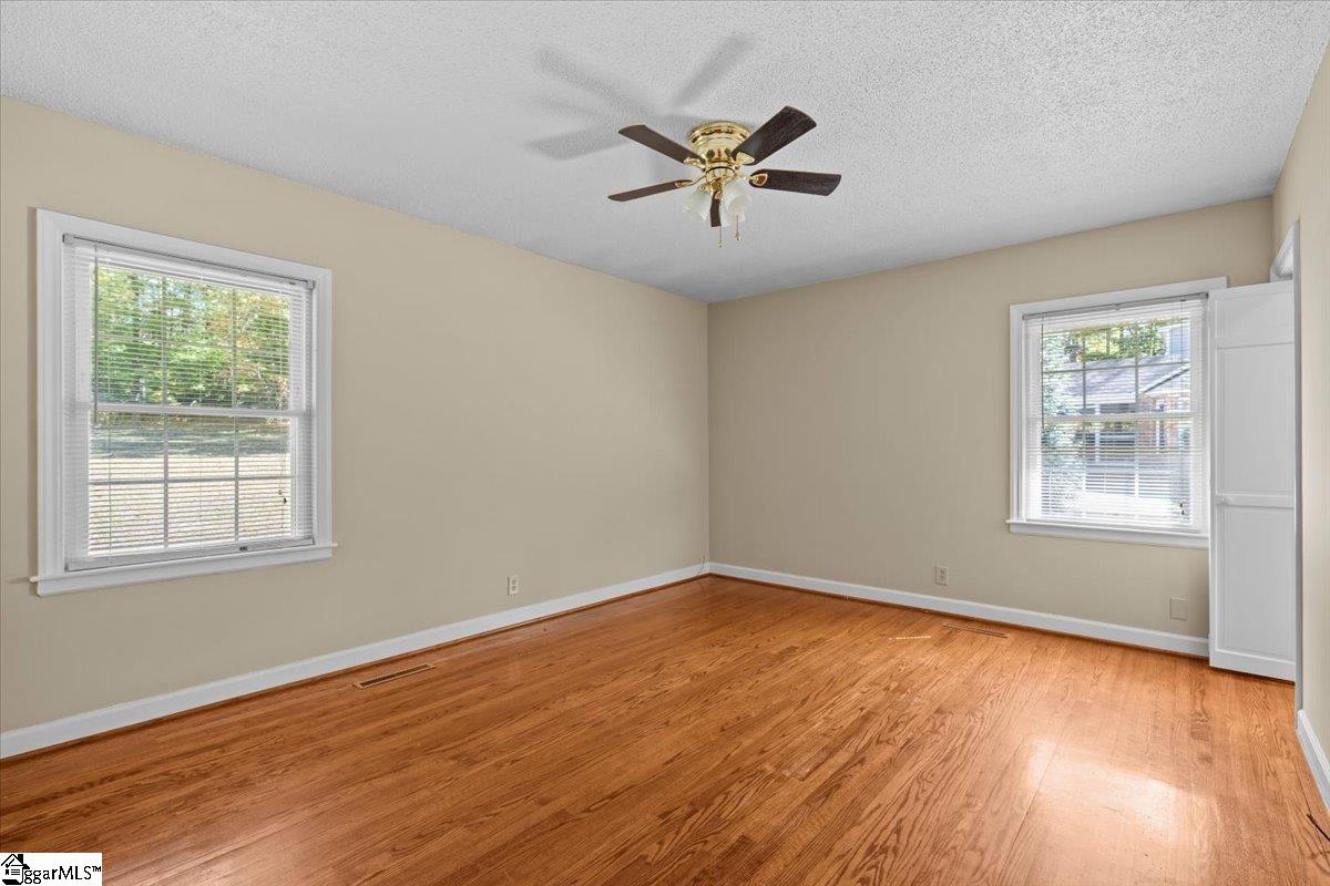 305 Brookside Drive, Union