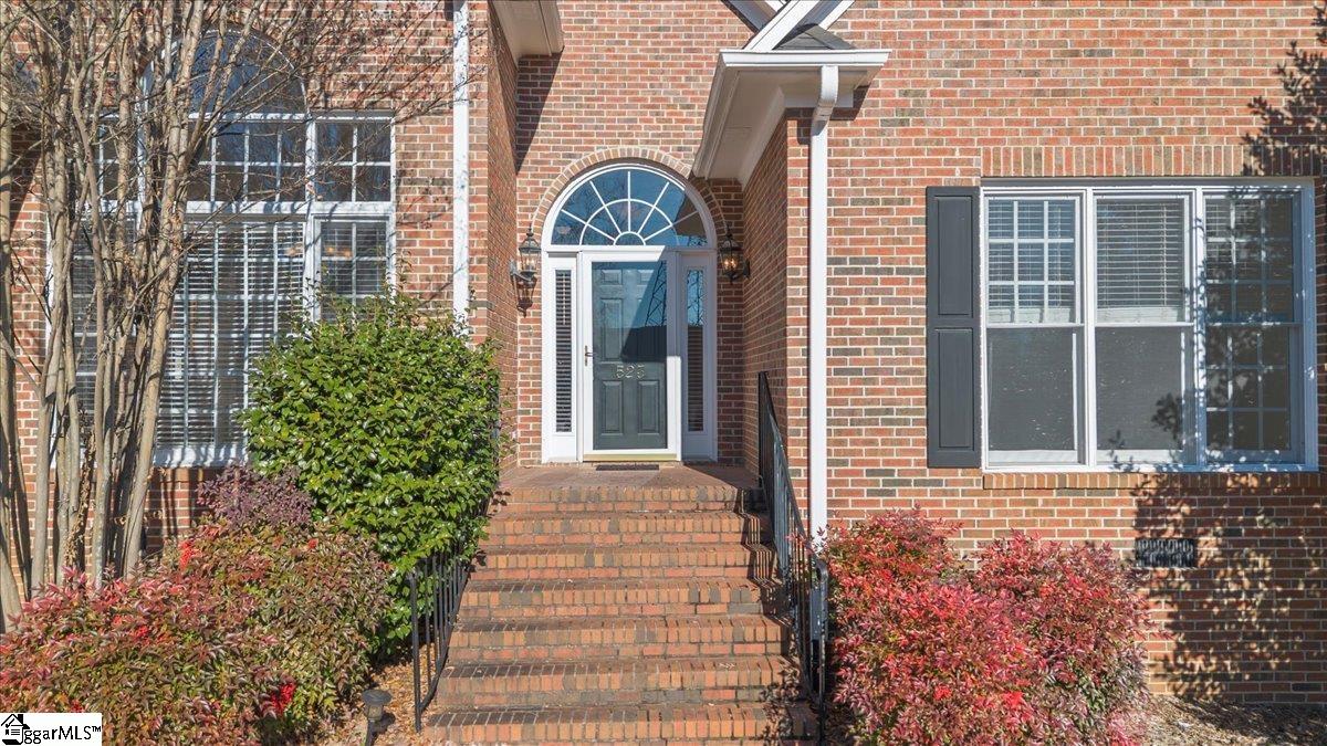 523 Meadowsweet Lane