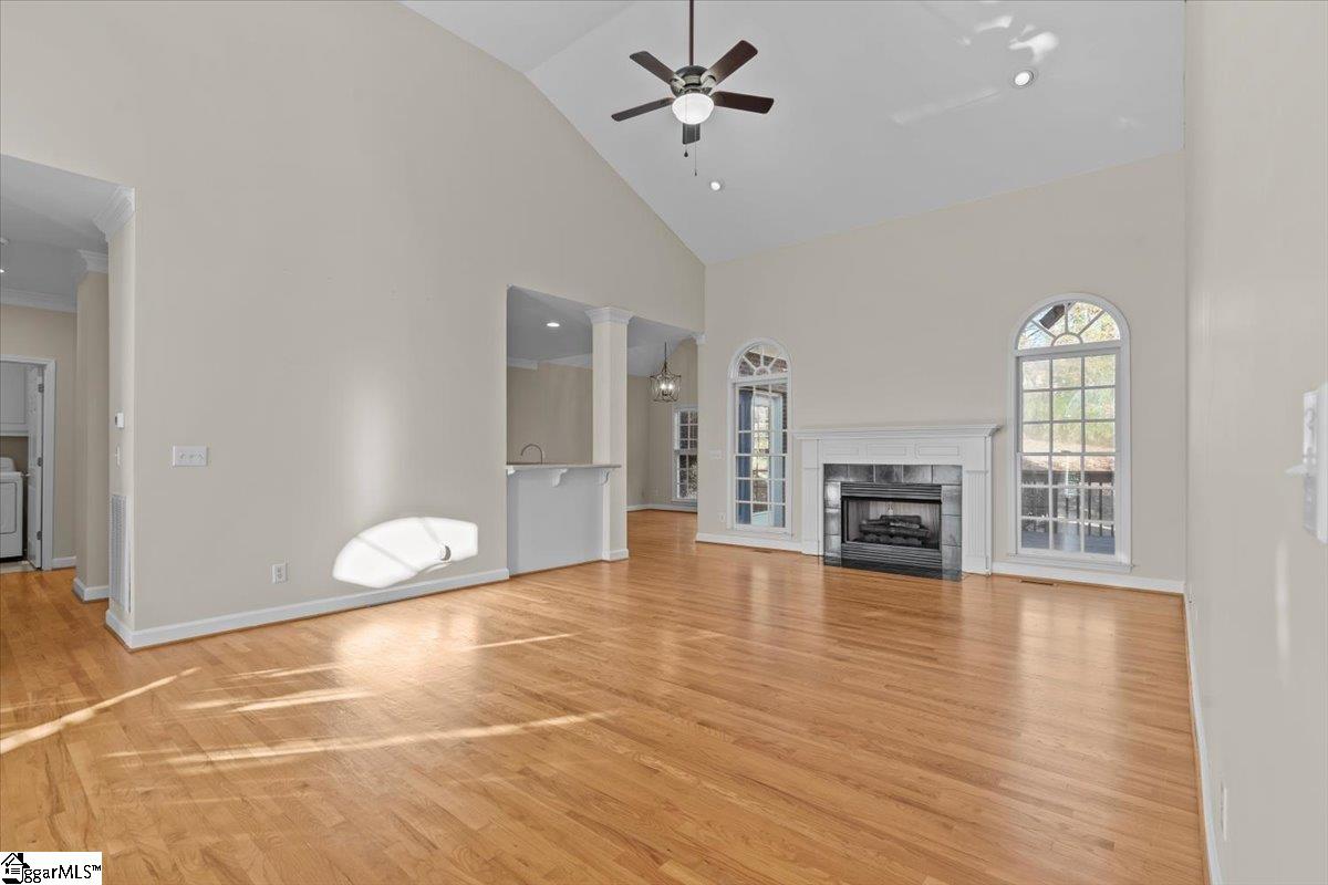 523 Meadowsweet Lane