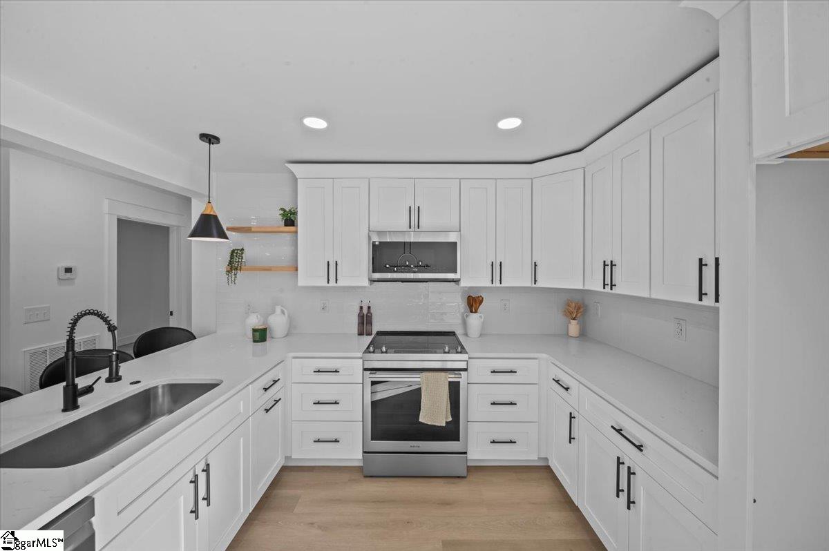 2304 Old Spartanburg Highway